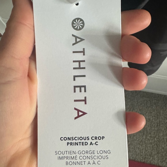 Brand new Athleta Conscious Crop Printed A-C, large, never worn - Picture 4 of 5